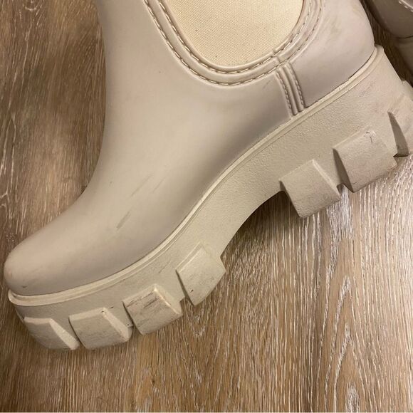 Jeffrey Campbell Platform chunky Lug Rainboots Chelsea ankle Boot Ivory Cream 8 - Picture 7 of 12